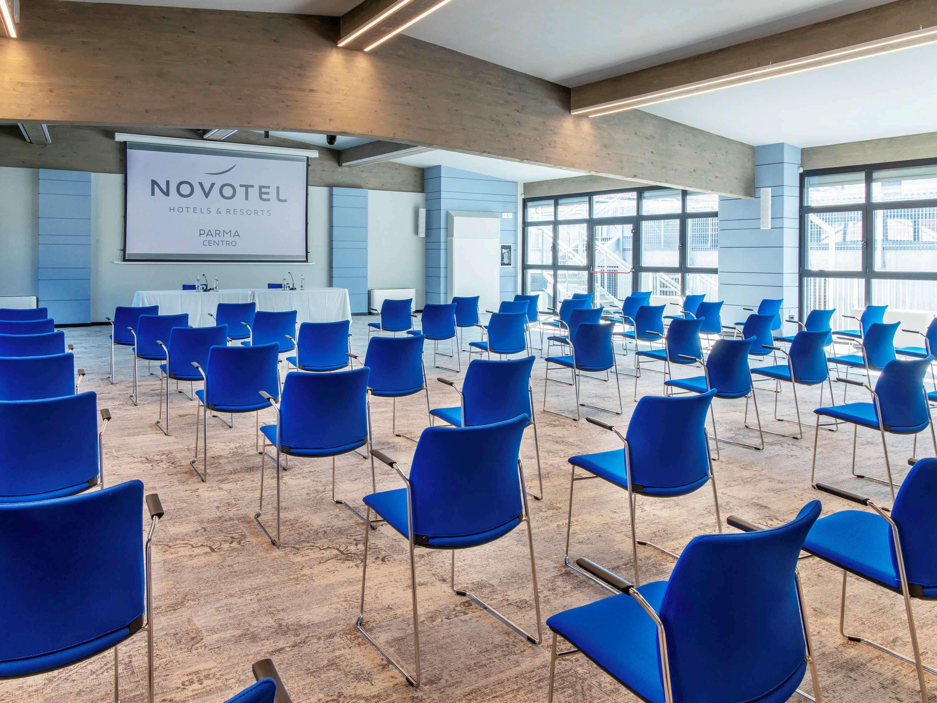 Novotel Centro Hotel 4*
